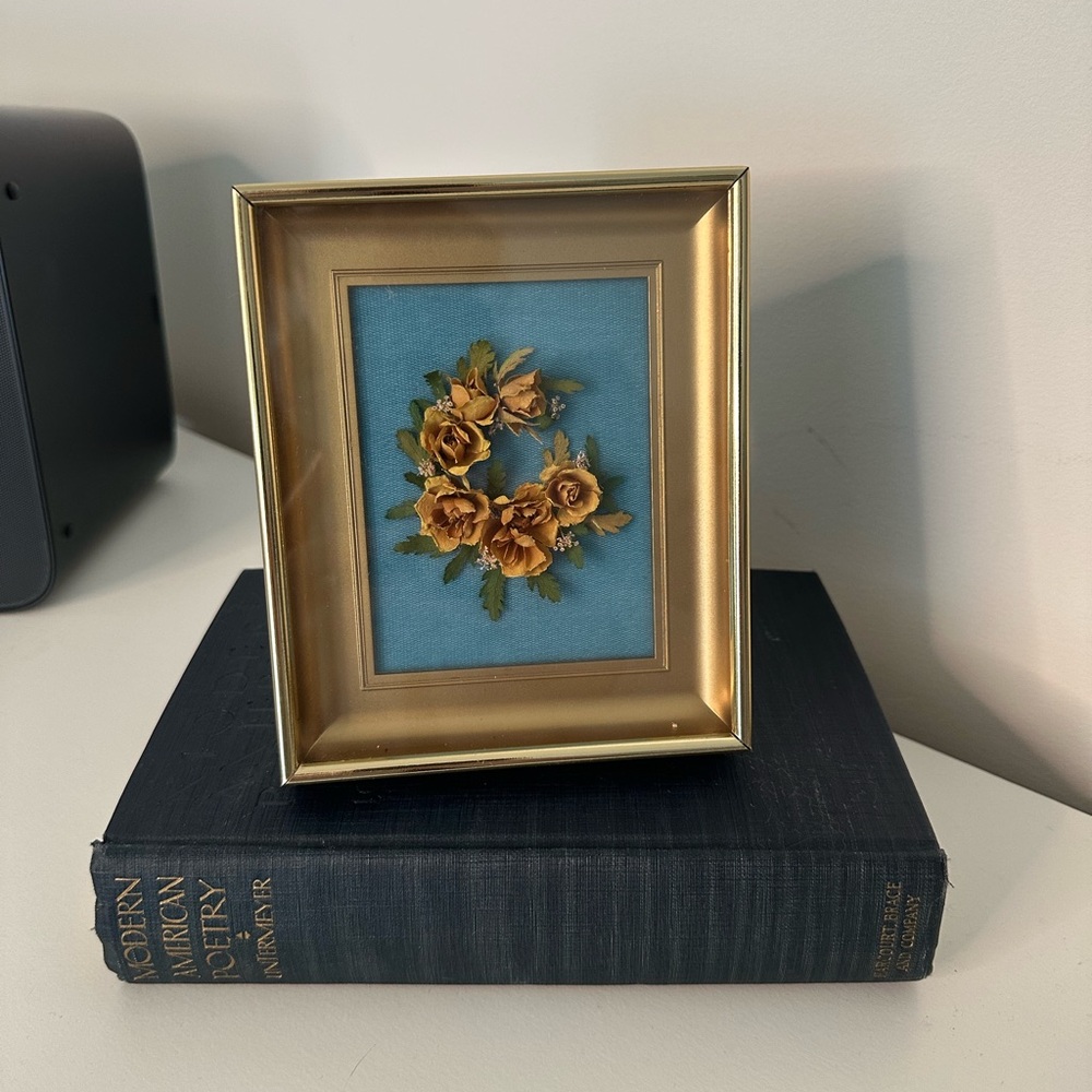 Vintage - Miniature Dried Florals in Frame